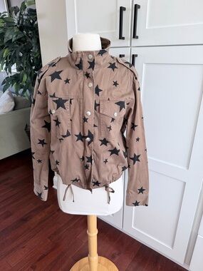 INDIGO SAINTS Women's Star-Print Bomber Jacket - Brown BLACK STARS